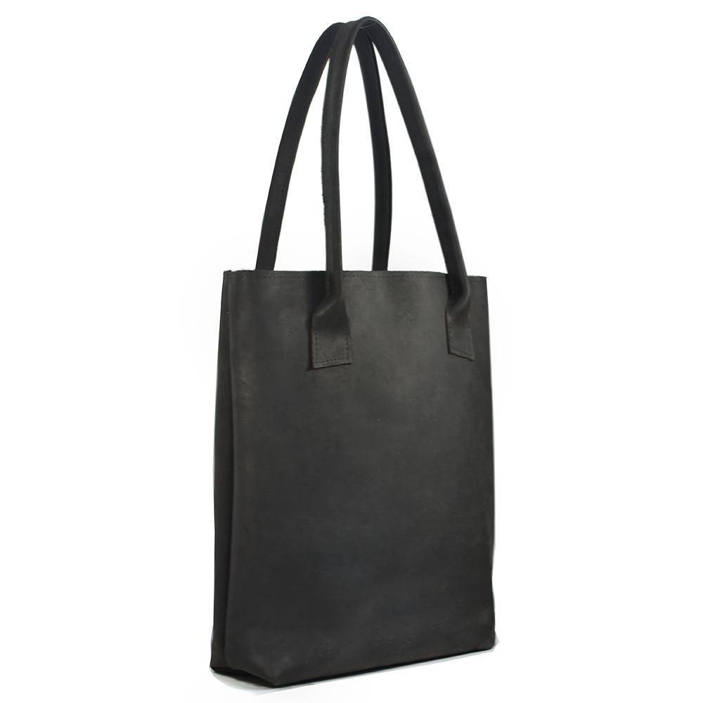 Women :: Bags :: Tote Bags :: BLACK CHAÎSE CARRÉ HANDBAG - Urbankissed