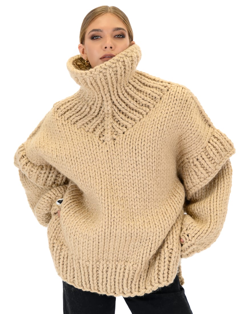 Turtle Rolled Neck Sweater - Beige