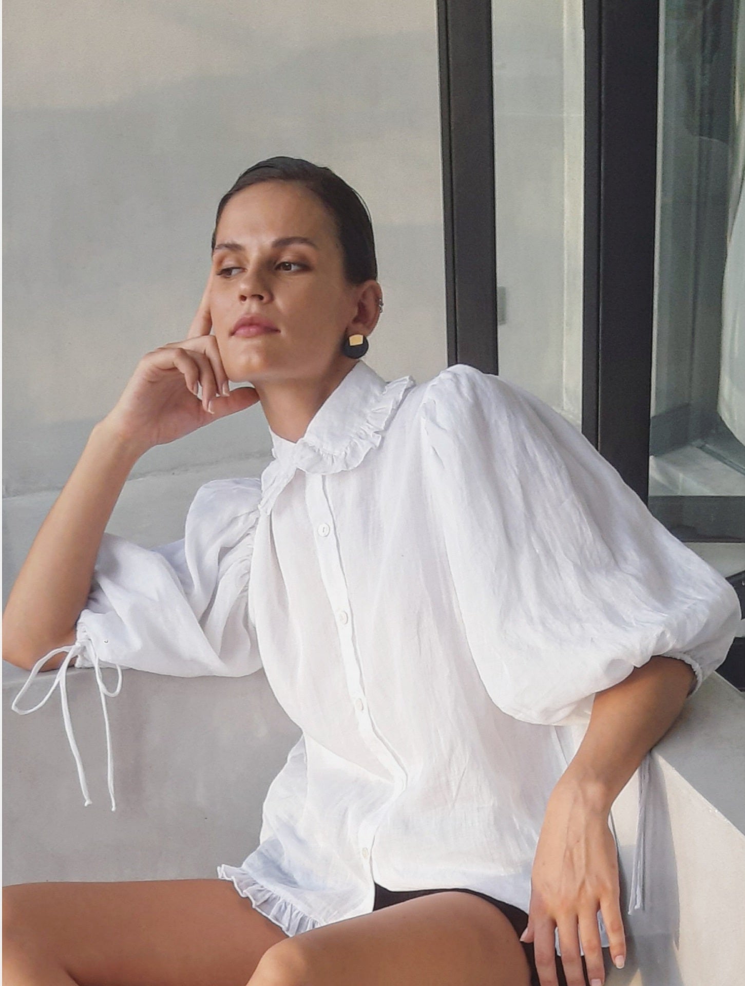 allbrand365 designer Womens Valerie Cold-Shoulder Blouse,White/Grey/Brown,XL