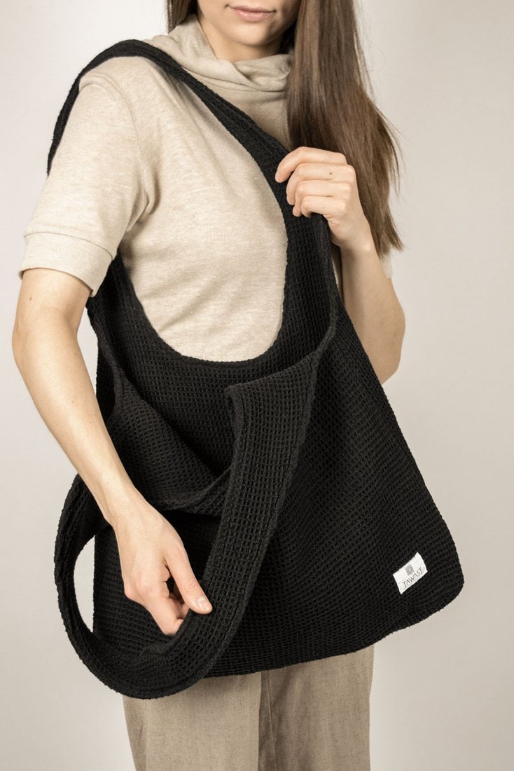 Raffia Tote Bag in Black - Net Bag